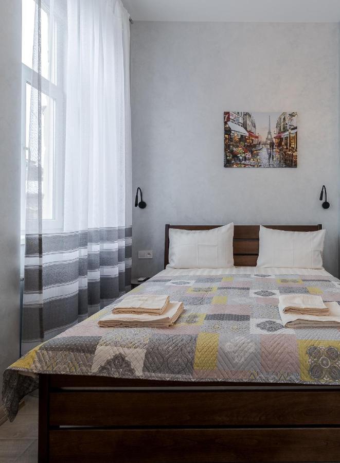 Golden Violin ! Apartments リヴィウ エクステリア 写真